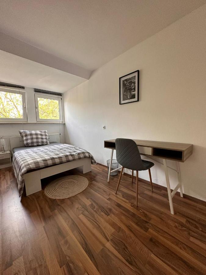 Zimmer Im Zentrum - In Der Naehe Zum Hauptbahnhof Paderborn Luaran gambar